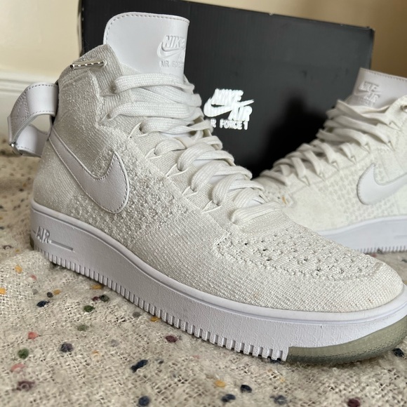 Nike AF1 Ultra flyknit mid size 9.5 - Picture 3 of 12